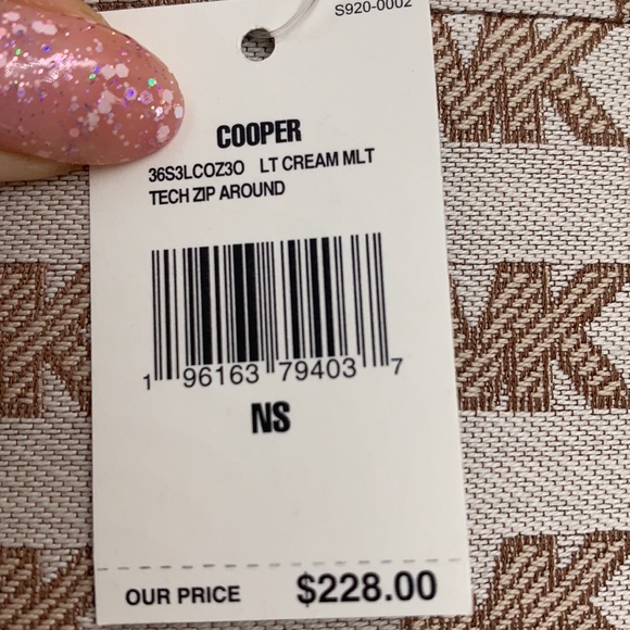 Michael Kors Men’s Women’s Cooper Tech Zip Around Continental Wallet - Picture 13 of 13